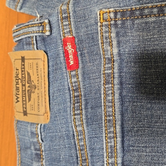 Wrangler | Jeans | Boys | Denim | Size: 16Reg | Classic Boot | Great Condition - Picture 4 of 7